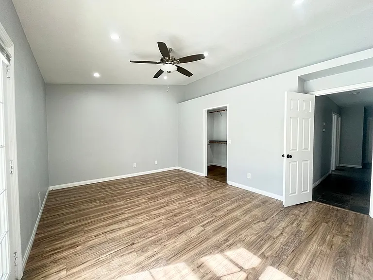 30306 Avenida Maravilla — Photo 6