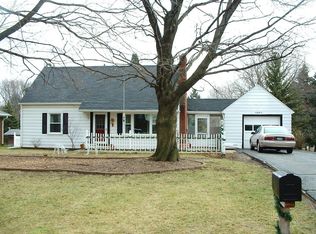 1801 Warren Ave, Jackson, MI 49203