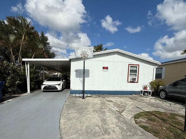 20221 NW 52nd Ct #40