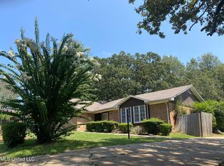 903 Longwood Pl, Clinton, MS 39056