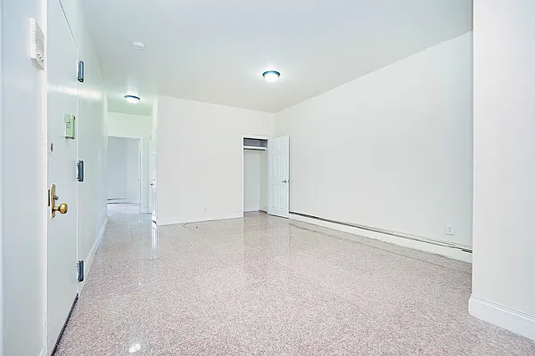 Rented by Keller Williams NYC | media 25