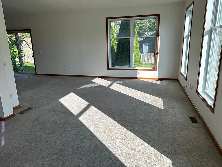 6455 Williams Lake Rd — Photo 35