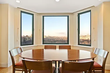 Rented by Nest Seekers International