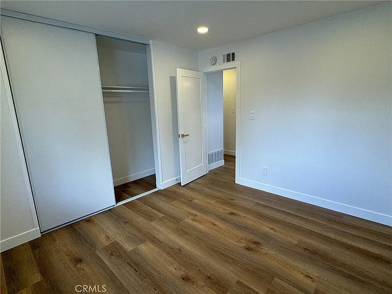 213 N Royal Pl — Photo 20