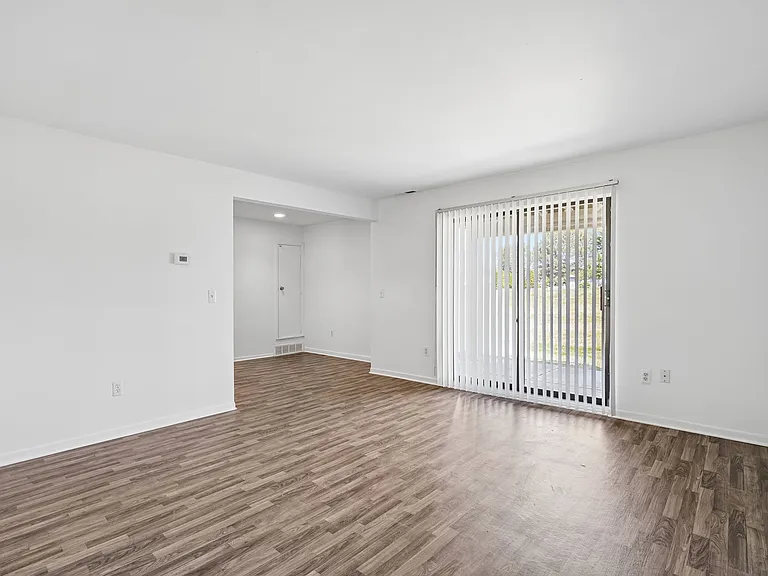 Kimberly Club Apartments — Photo 90