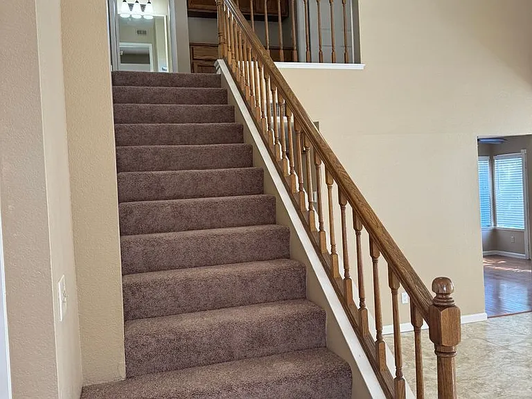 8459 Leaning Tree Ct — Photo 9