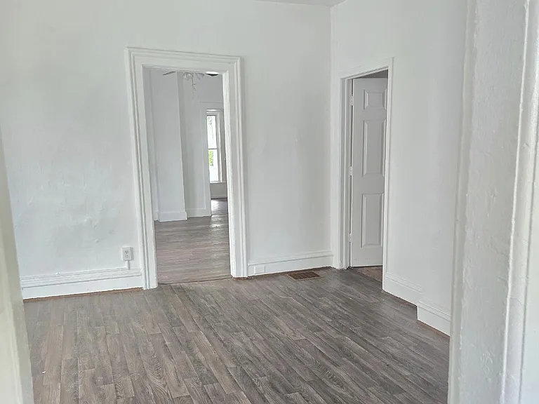 1445 Milburn Ave — Photo 4