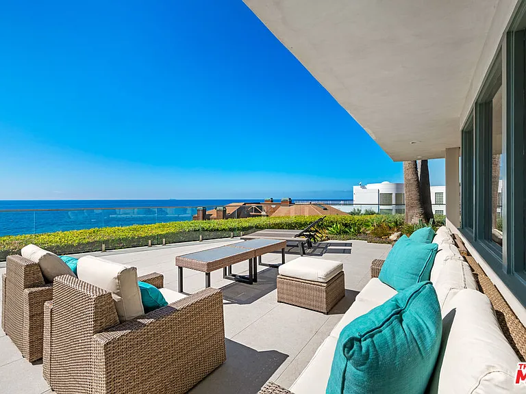 32054 Pacific Coast Hwy — Photo 2