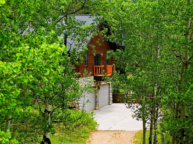 652 Bear Mountain Rd — Photo 48
