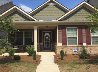 404 Parkstone Dr, Woodstock, GA 30188
