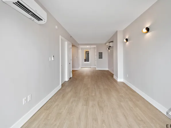 290 Linden Boulevard image 6 of 20