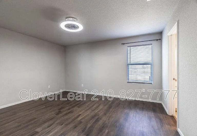 547 Filibusters Trl — Photo 15
