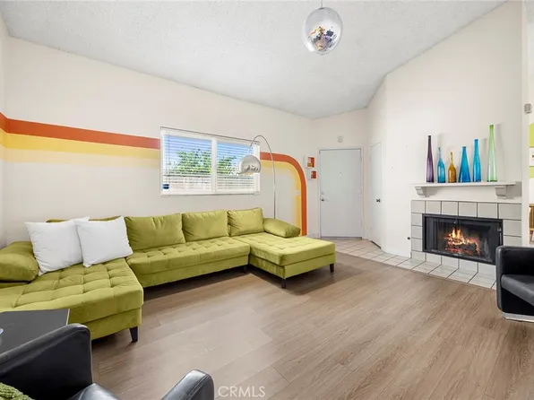 2369 S Reservoir St, Pomona, CA 91766