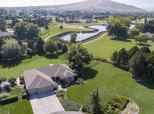 3323 Cattail Ct, West Richland, WA 99353