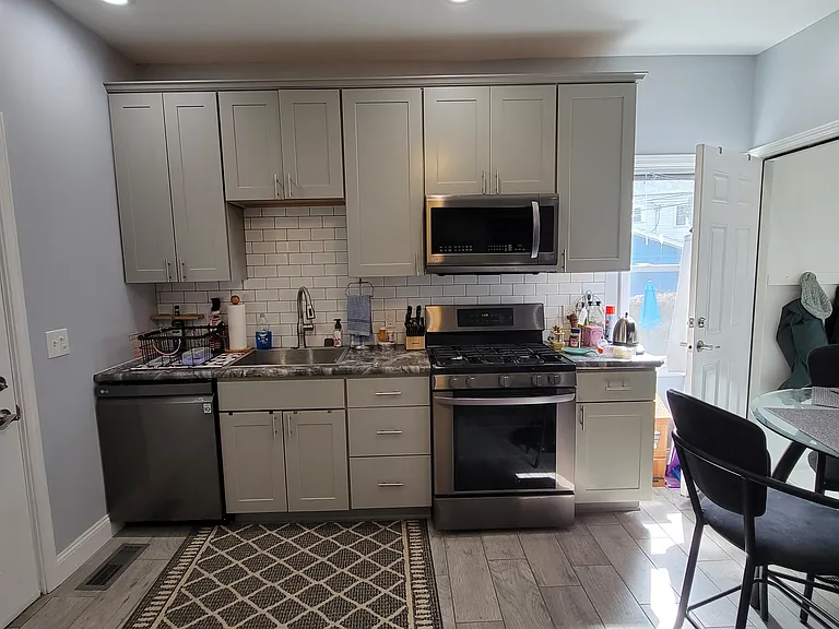 50 Amherst St — Photo 12