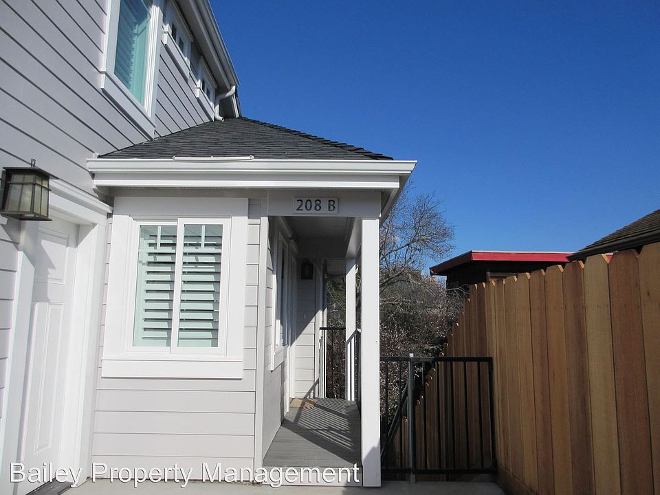 1st image of 208 Pilkington Ave #B