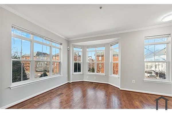 Building Photo - 5529 Lanier Ave