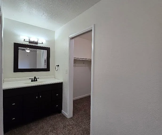 3012 E Los Altos Ave — Photo 36
