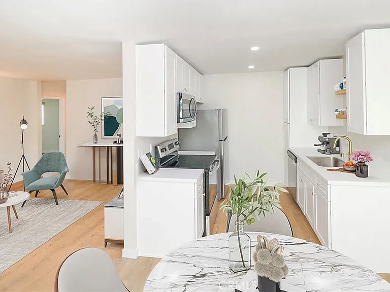 6679 Linda Vista Rd #30 — Photo 4
