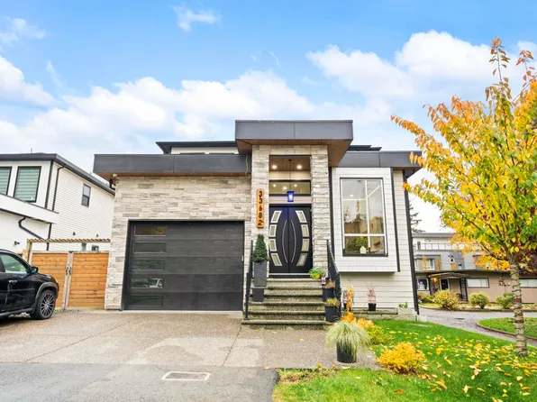 33682 Busby Rd, Abbotsford, BC V2S 1V2