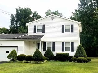 4347 Timberbrook Dr, Canfield, OH