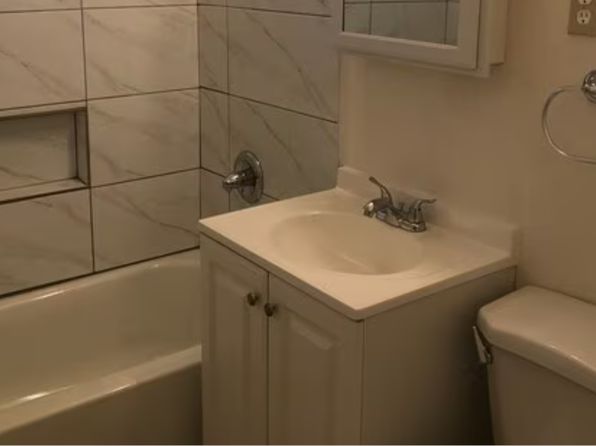 4857 Canoga St #4857