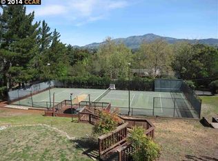 25 Macomber Rd, Danville, CA 94526