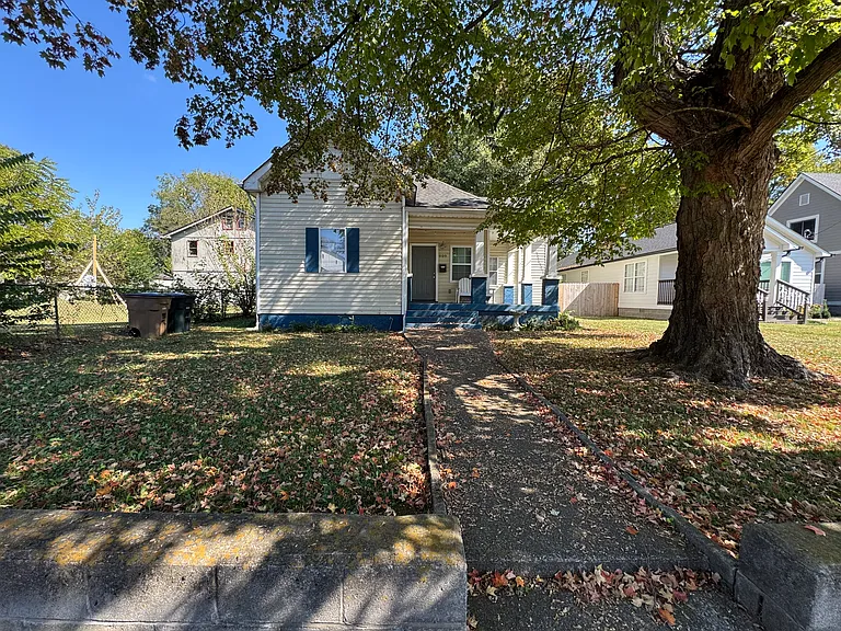 909 Lischey Ave — Photo 1