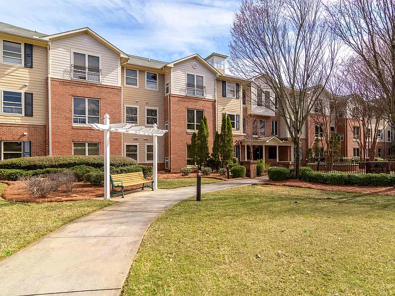 Princeton Court Senior Residences — Photo 19