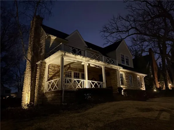 425 W 49th Ter, Kansas City, MO 64112