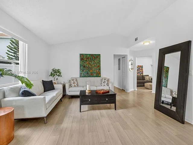 11804 NW 13th St — Photo 11