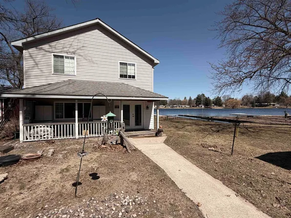 6567 Swallow Dr, Harrison, MI 48625