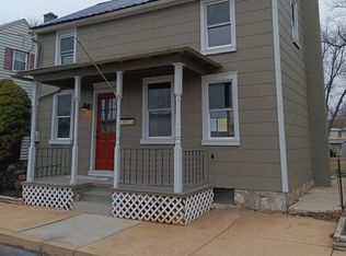 315 S Cherry St, Manheim, PA 17545