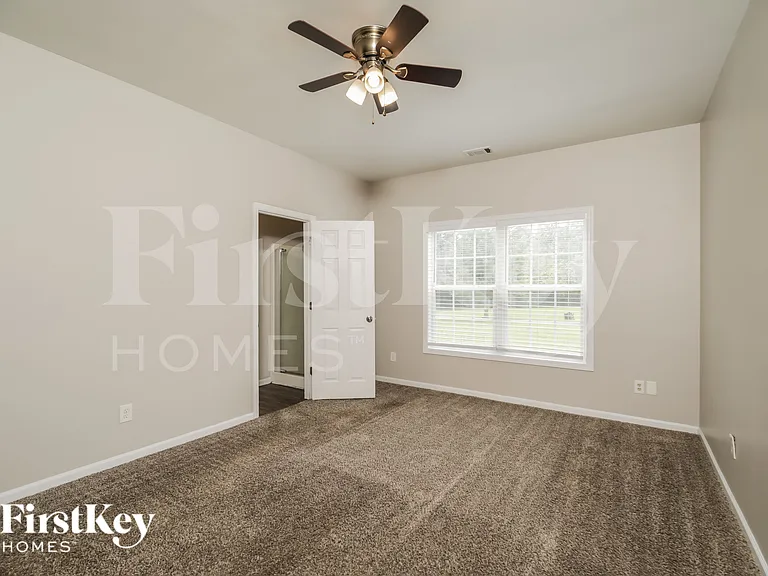 105 Resinwood Rd — Photo 9