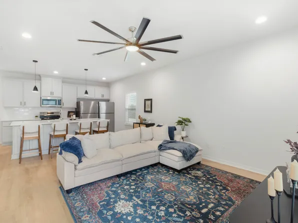 2109 Crest St, College Station, TX 77840