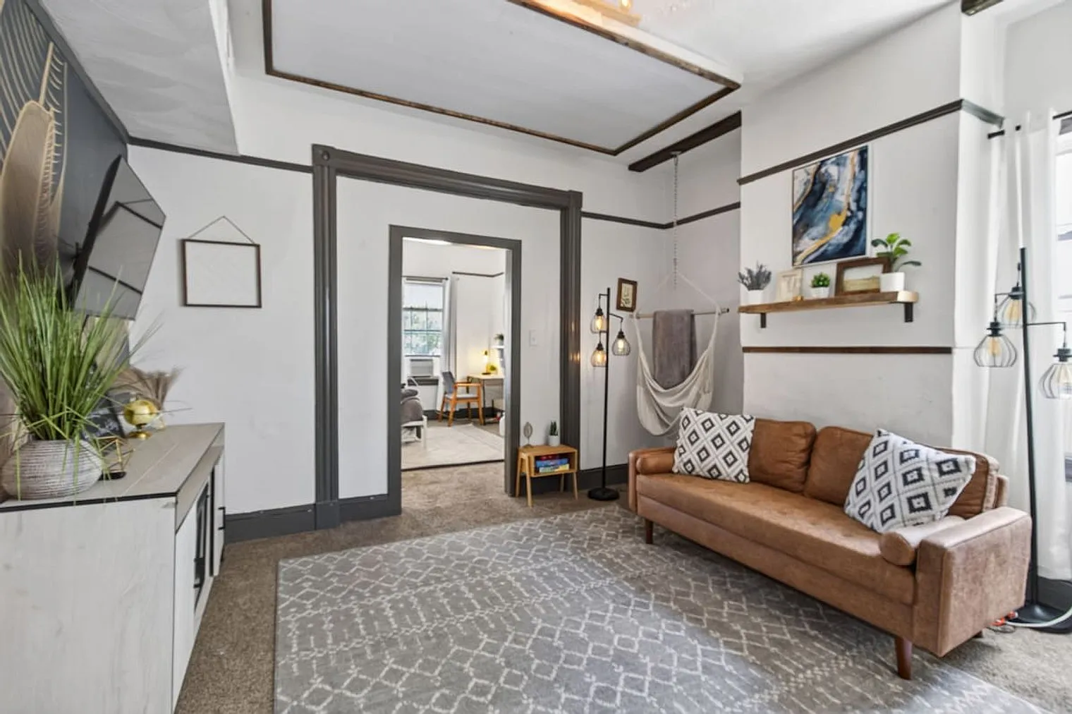 2 bed, 1.0 bath, $3,192 — Photo 1