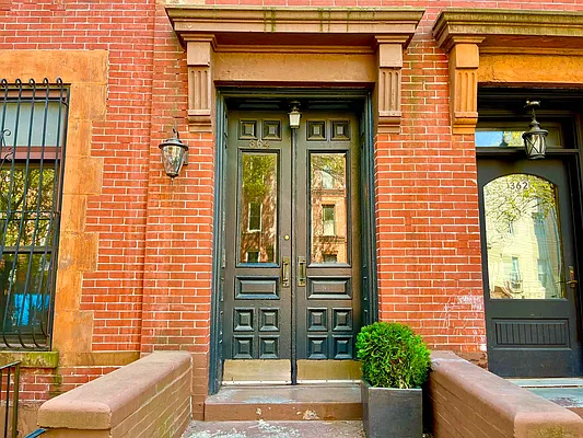 Rented by Brown Harris Stevens | media 62