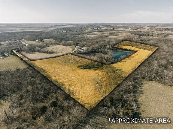 3rd image of LOT 1 NW Moore Rd