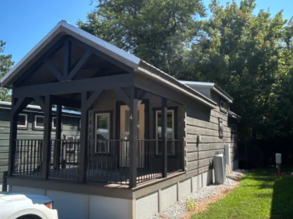 1008 River Rd #4, Greer, SC 29651