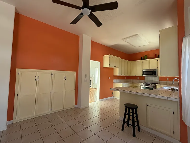 1109 Sikes Ct — Photo 27