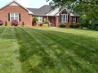 127 Rhinewood Ln, Reidsville, NC 27320