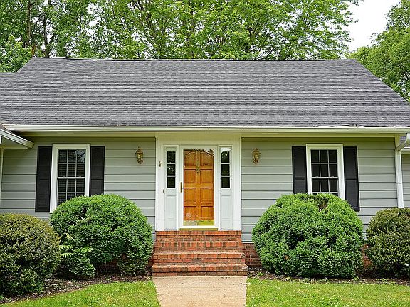 4th image of 1411 Van Cleve Ln