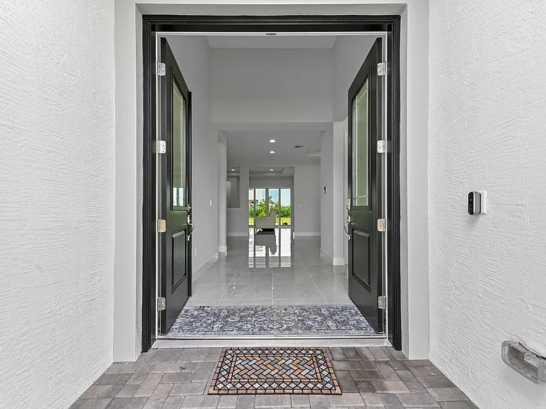 14236 Gray Bark Bnd — Photo 4