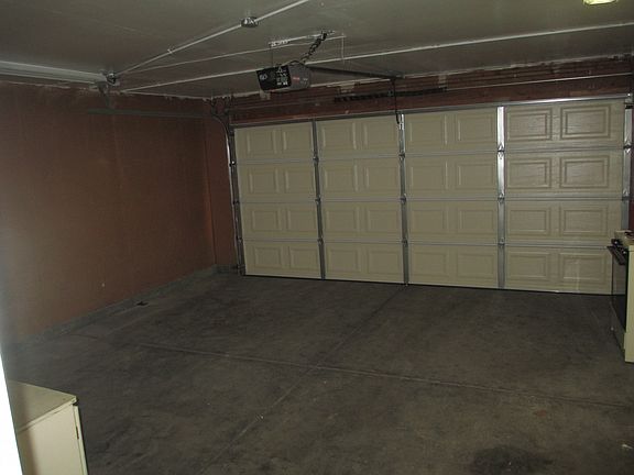 2 Car Garage
