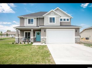 49 N 450th St W, Springville, UT 84663