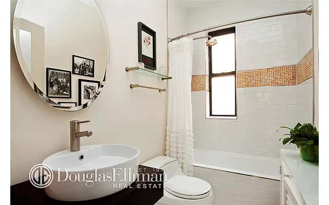 Sold by Douglas Elliman | media 19