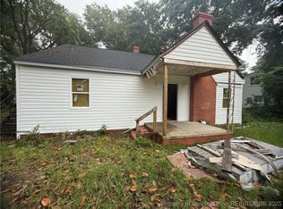 1608 Murchison Rd, Fayetteville, NC 28301