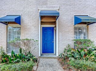 8001 Woodway Dr #22, Houston, TX 77063