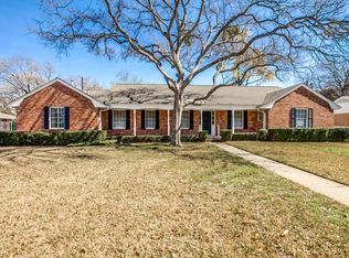 10248 Sherbrook Ln, Dallas, TX 75229