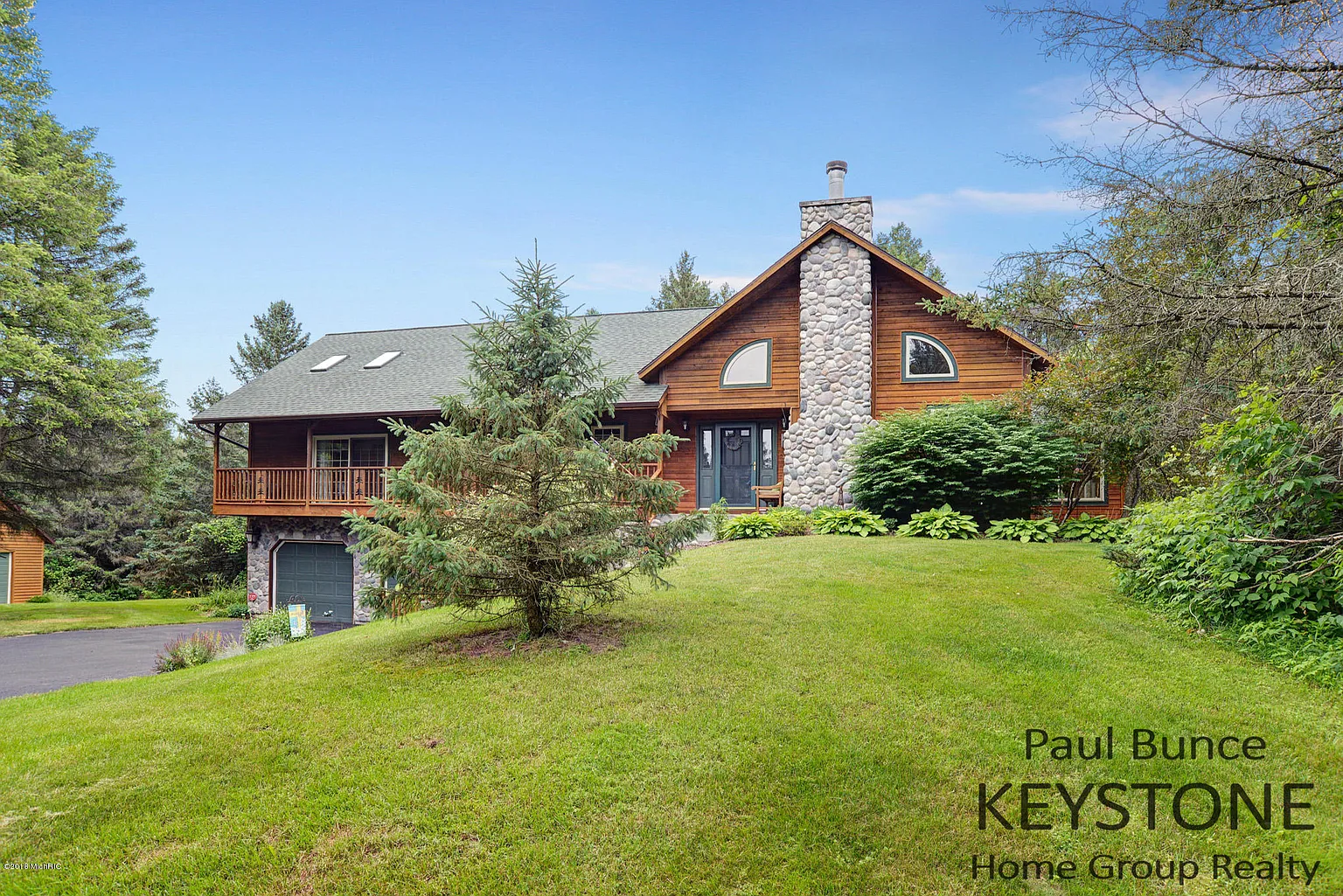 11410 Cedar Ln NE photo 1